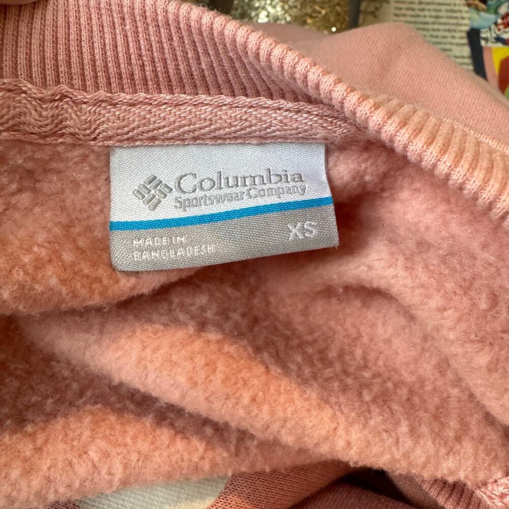 Columbia Women's Trek Graphic Crew Pullover Sweatshirt - Mineral Pink - Size XS - Picture 10 of 11